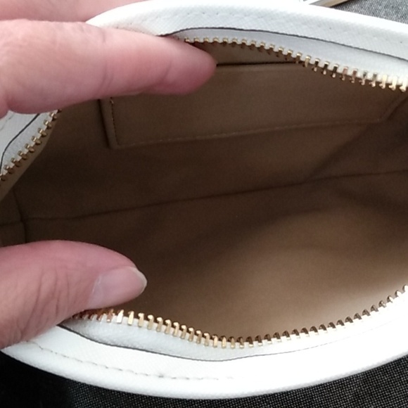 NWT Michael Kors Belt Bag - Picture 8 of 9